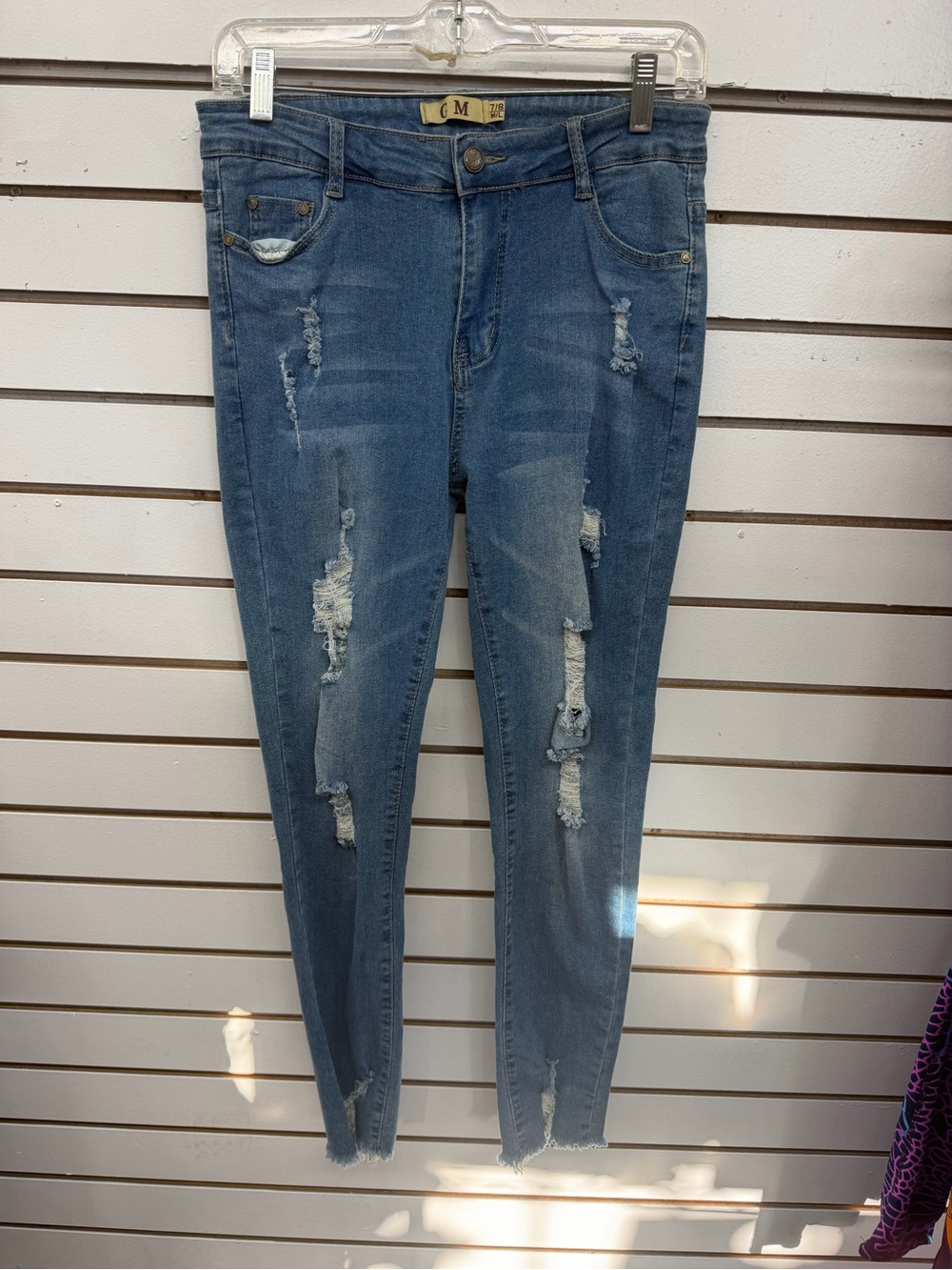 GM Fashion USA Distressed Skinny Jeans Medium Wash Size 7/8 NWT